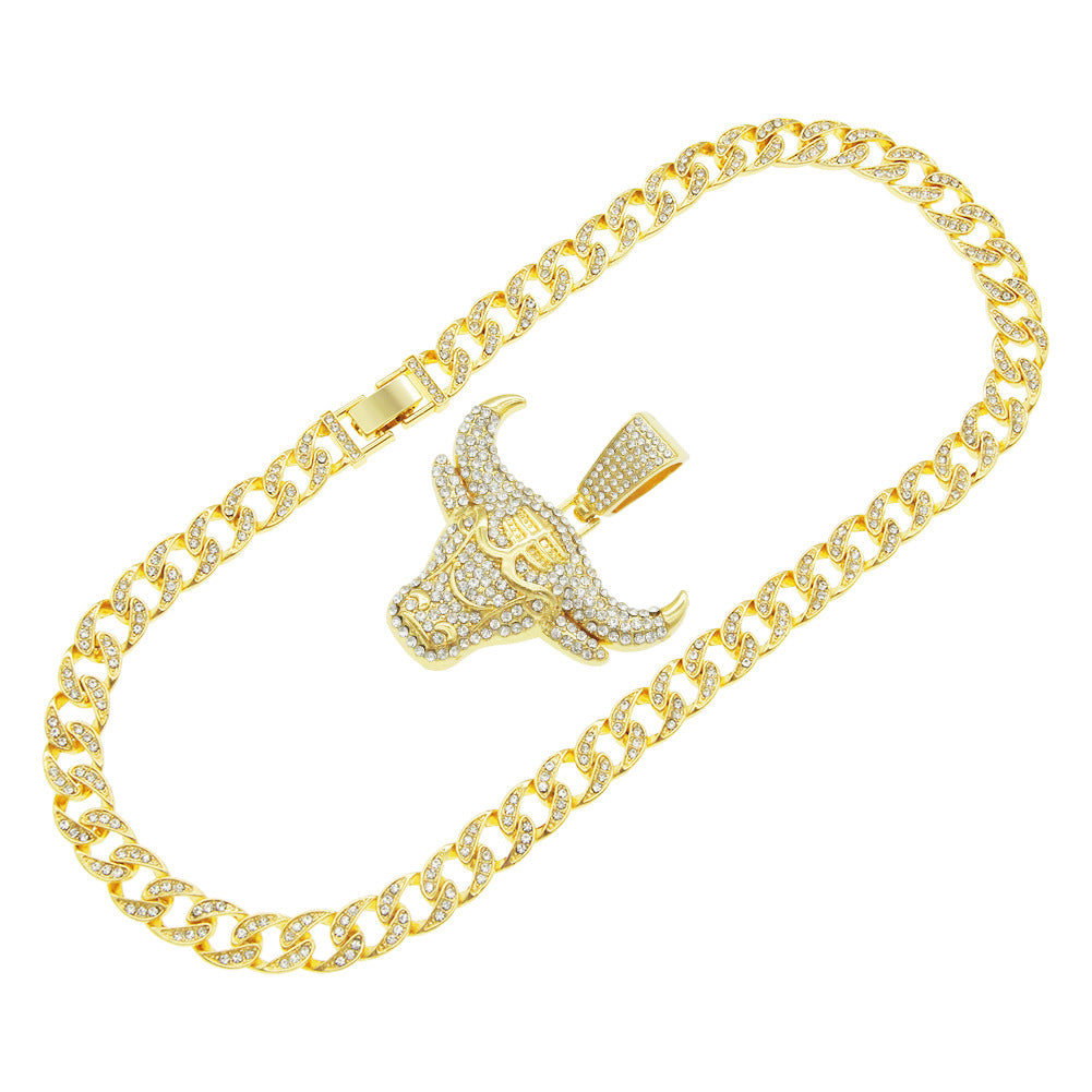 Three-dimensional Diamond-inlaid Cow Head Pendant Cuban Link Chain